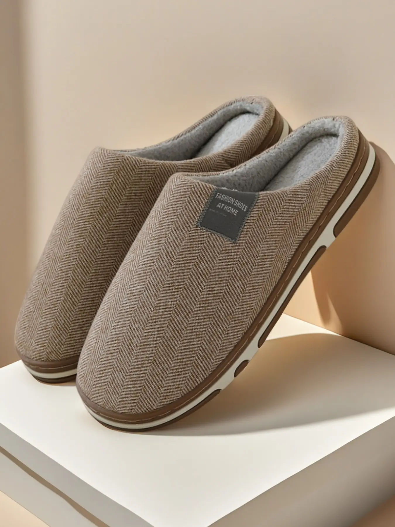Unisex Oversized Plaid Fuzzy Warm Slippers, House Slipper, Breathable Textile Upper, Soft Lined, Non-Slip Thick Sole, Ideal for Winter Home Comfort, Footwear