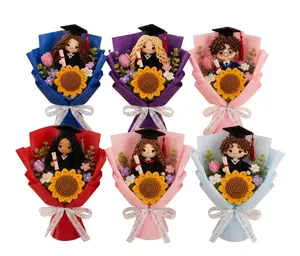 Personalized Crochet Graduation Bouquet 2026 | Custom Graduate Doll & Flowers | Handmade Keepsake Gift for Her/ Him