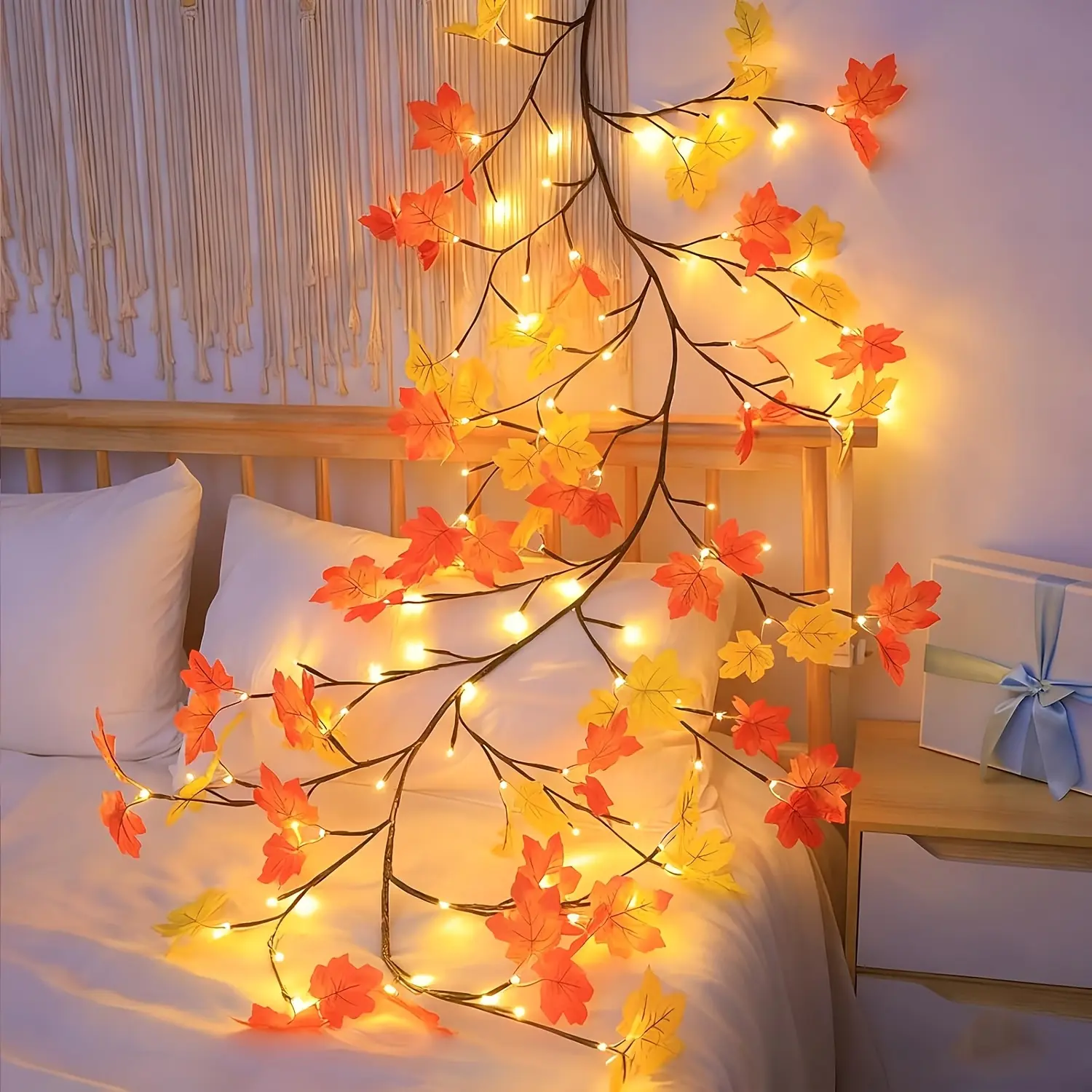 Maple Leaf LED Branch Light Strip, 42/92/138 LEDs Willow Vine Decorative String Lights, Ideal For Wall Decoration, 5 Lighting Modes, Realistic Flower Design, USB Powered, Perfect For Indoor Home, Bedroom, Wedding, And Party Use, Fairy Lights, Mood Lightin