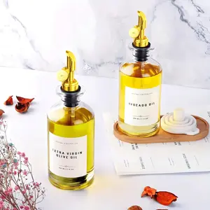 2pcs Olive Oil Dispenser Bottle Tray,Oil and Vinegar Dispenser Set w.Metal Pour Spout, Coffee Syrup Dispenser, Olive Oil Cruet Cooking Oil Dispenser, Oil Container Bottles for Kitchen