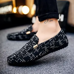 Men's One Pedal Loafer-Fashion Black and White Geometry Pattern Casual Shoes, Breathable Mesh Upper, Rubber Sole, round Toe, Suitable for All Seasons Outdoor Wear, Shoes |   Geometric Durable Comfortable Dres