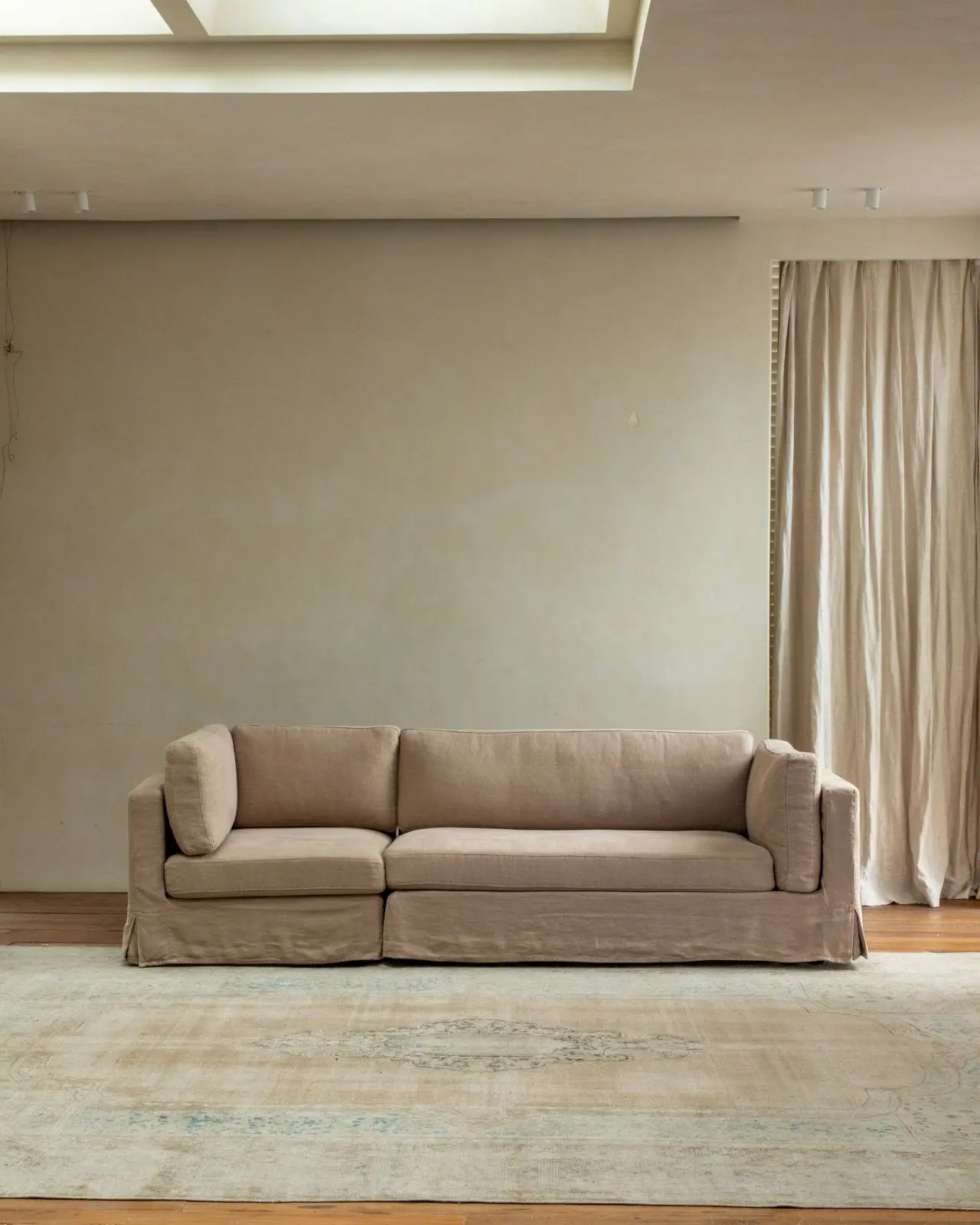 Skirt Sectional Sofa