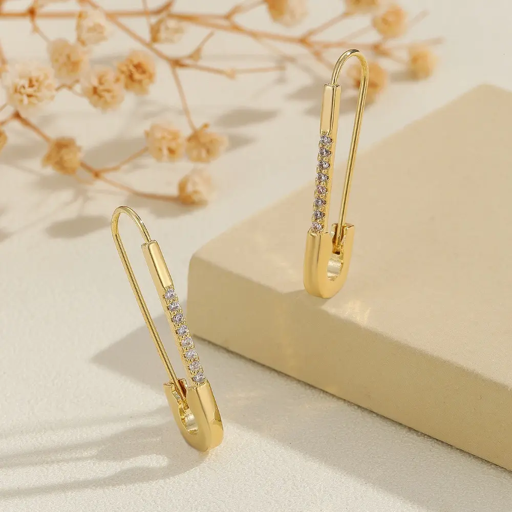 Women Unique Safety Pin Paperclip Zircon Huggie Earrings, Elegant Versatile Ear Jewelry for Women