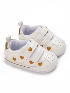 Fashion Baby Sneakers New Heart Embroidery Soft Flat Walking Shoes for Kids, PU Leather Casual All Season Footwear, Soft Soled Shoes