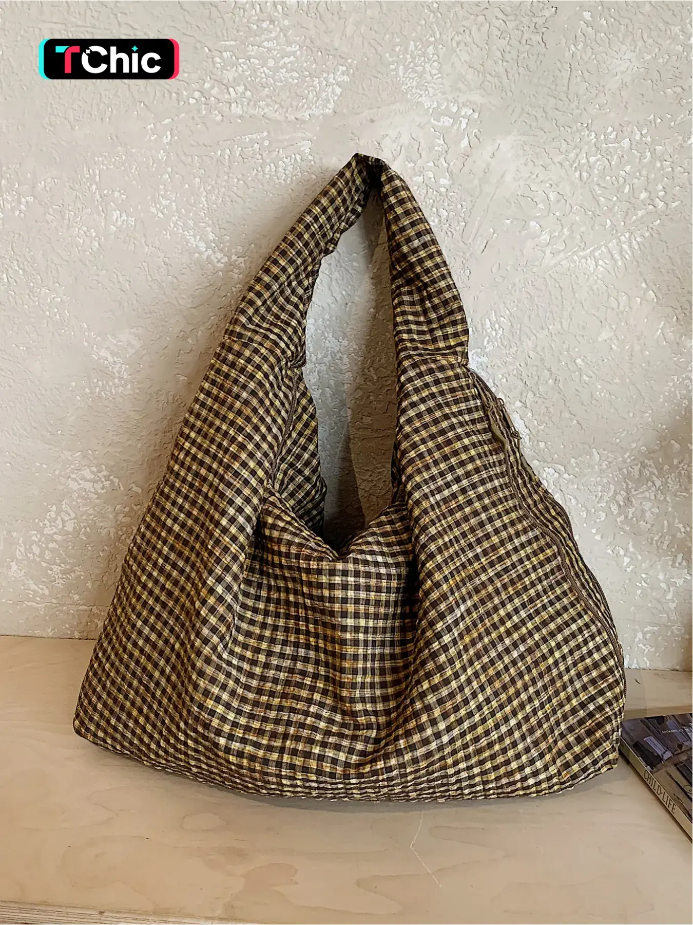 High-capacity, stylish, casual single-shoulder bag with color-blocking and plaid patterns, versatile and trendy underarm bag, perfect for shopping, gym workouts, and daily commutes, Colorblock Bag, Casual Bags