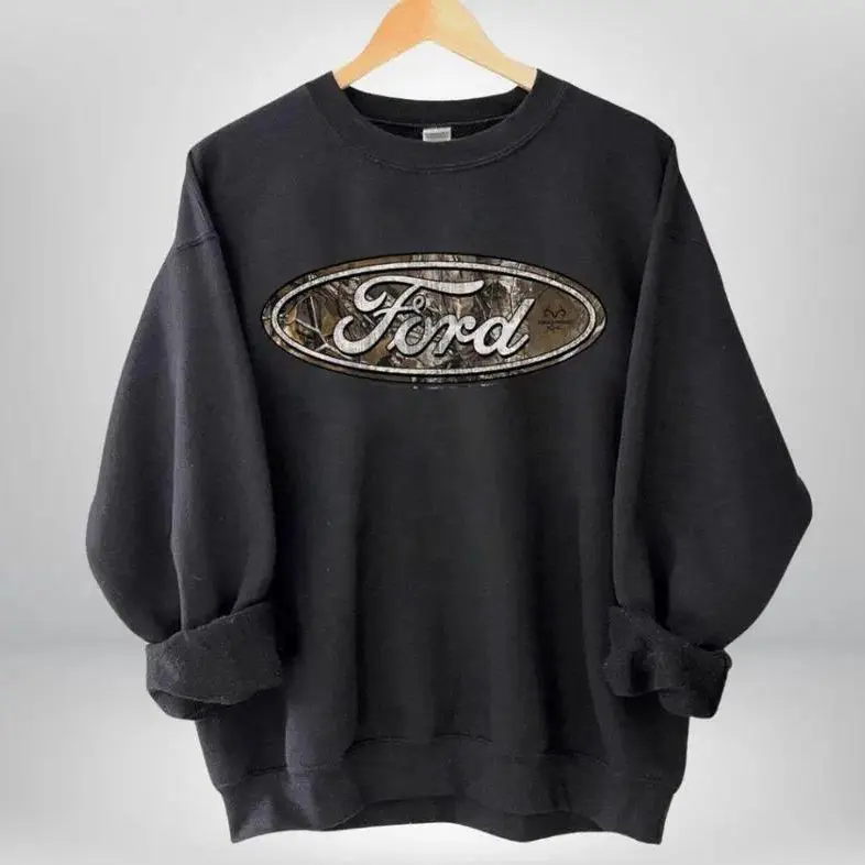 Women's Retro Camo Pullover Sweatshirt - Vintage American Pickup Truck Graphic, Retro Mechanic Garage Style, Classic Automotive Print, All-Season Wear, Loose-Fit, Multi-Size, Gifts for Him