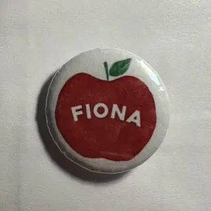 Fiona apple merch 1.25 inch Pin Button Badge - music artist Fiona apple pinback buttons pins