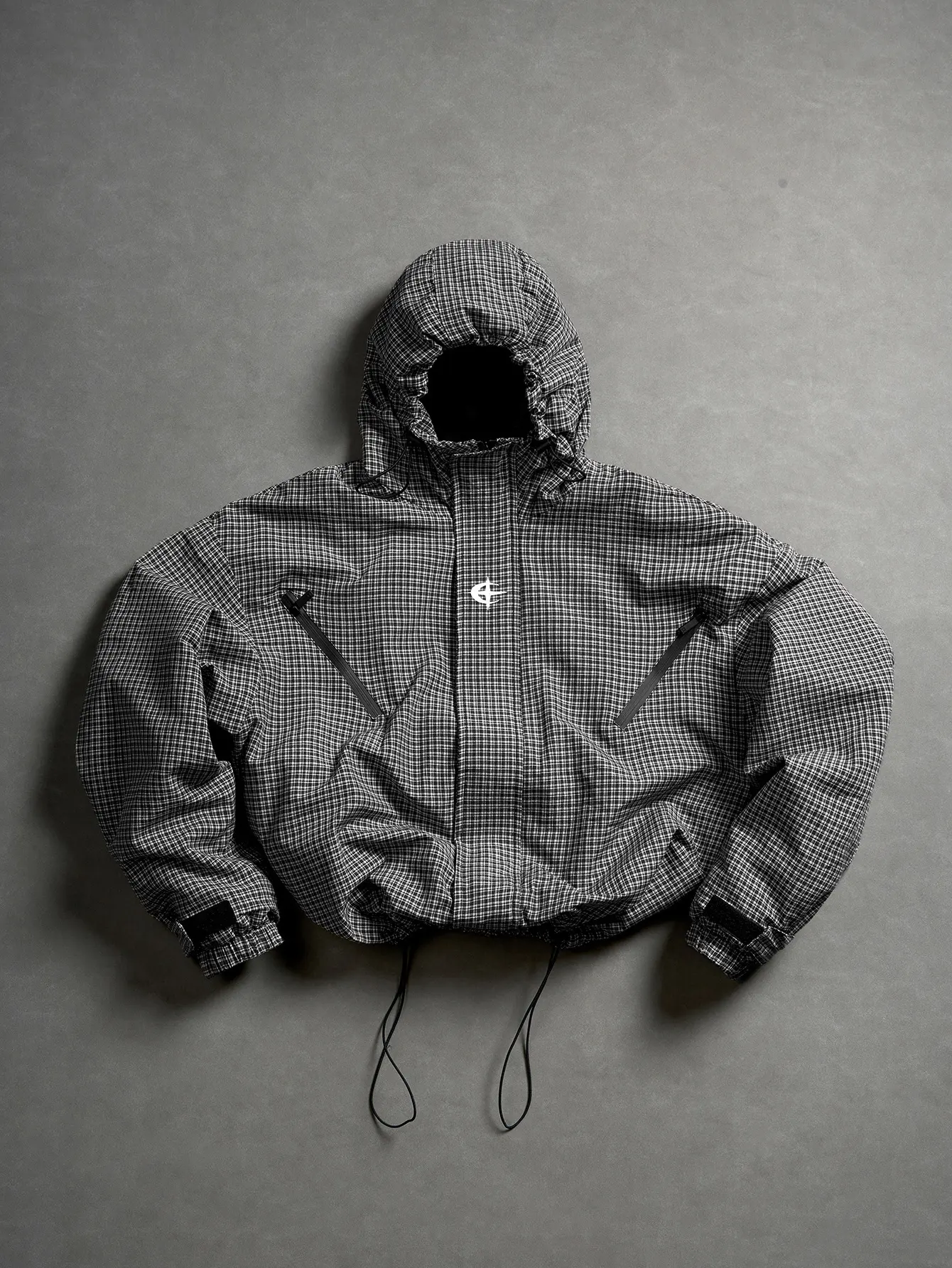 Men's plaid hooded functional jacket, casual windproof zip-up outerwear with logo print