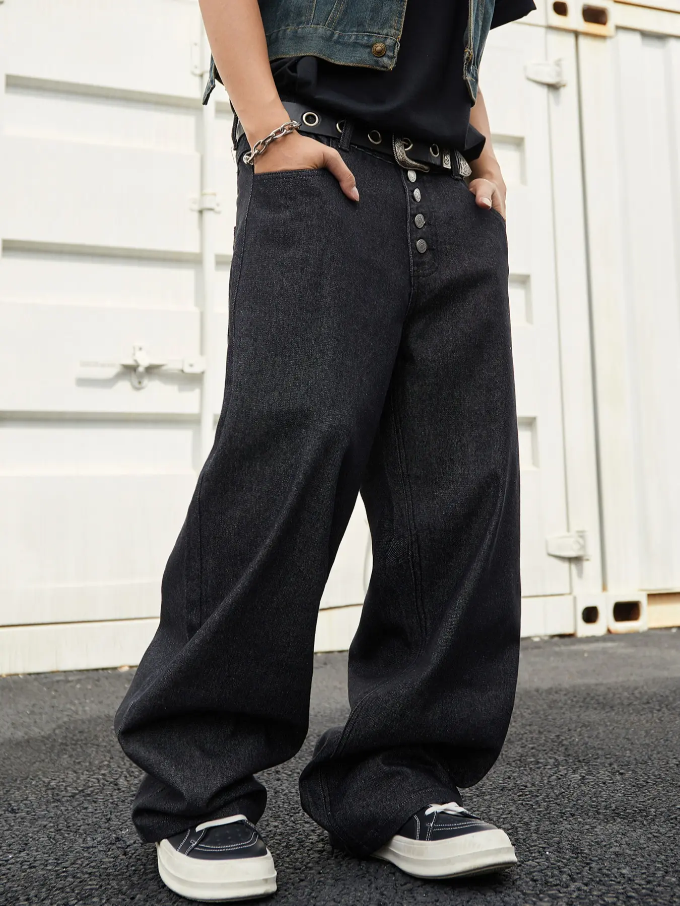 Men's Loose Fit Jeans, Full Button Denim Jeans, Simple Versatile Classic Stylish Streetwear Raw Edge Wide Leg Baggy Casual Straight Leg, Silver Color Buckle, Pants, Trouser