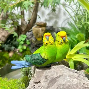 Realistic Bird Parrot Outdoor Garden Decor, Indoor and Outdoor Ornament, Resin Animal Statue for Garden, Patio, Lawn, Courtyard