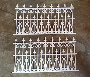 Dollhouse Miniature Fence Railing x2 White Victorian or Georgian Garden 1:12 Scale