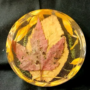 Autumn Handmade Resin Coaster - 4" Diameter, Floral & Leaf Design, Handcrafted, Easy Care, Perfect for Tableware
