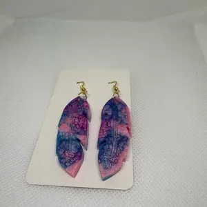 Resin earrings Resin earrings