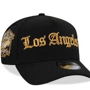 Comfortable cotton cap created for everyday use with a smooth curved brim and modern relaxed fit