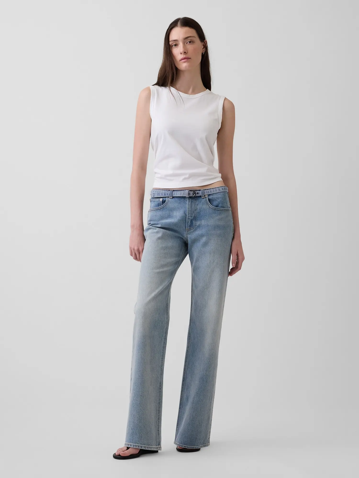 Gap Women's Mid Rise Micro Belt Relaxed Straight Jeans