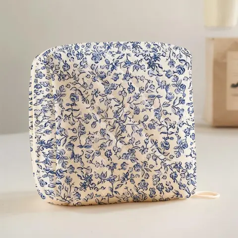 Small Floral Pattern Portable Sanitary Napkin Storage Bag, Lightweight Multifunctional Storage Solution Organizing Bag for Women, Travel Cosmetic Organizer Box, Zipper Pouches, Travel Organization Pouch, Organizer Bags