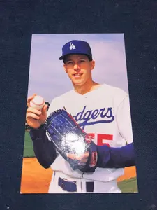 Rare Orel Hershiser Los Angeles Dodgers Early Fan Post Card.
