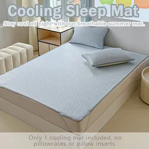 Nordic Style Cooling Mat, Breathable, Enhanced Airflow and Washable, Fits Tatami Beds, Ideal for Summer Sleep, Large Size, No Color Fade, Essential Coverage