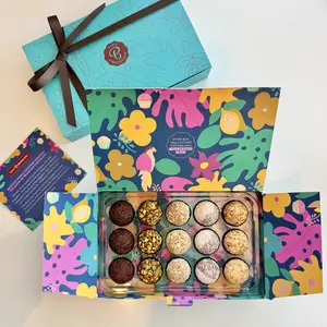 BOSSA Classic Brigadeiro Chocolate Truffle Gift Box