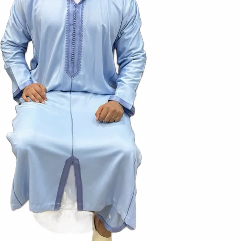 Thobes Traditional Light Blue Men's Kurta with Embroidered Details and Comfortable Fit