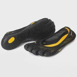 Black Five-Toe Yoga Shoes Women's Split-Toe Mesh Sneakers | Ideal for Pilates, Running, Dance & Outdoor Fitness Breathable, lightweight casual sport footwear