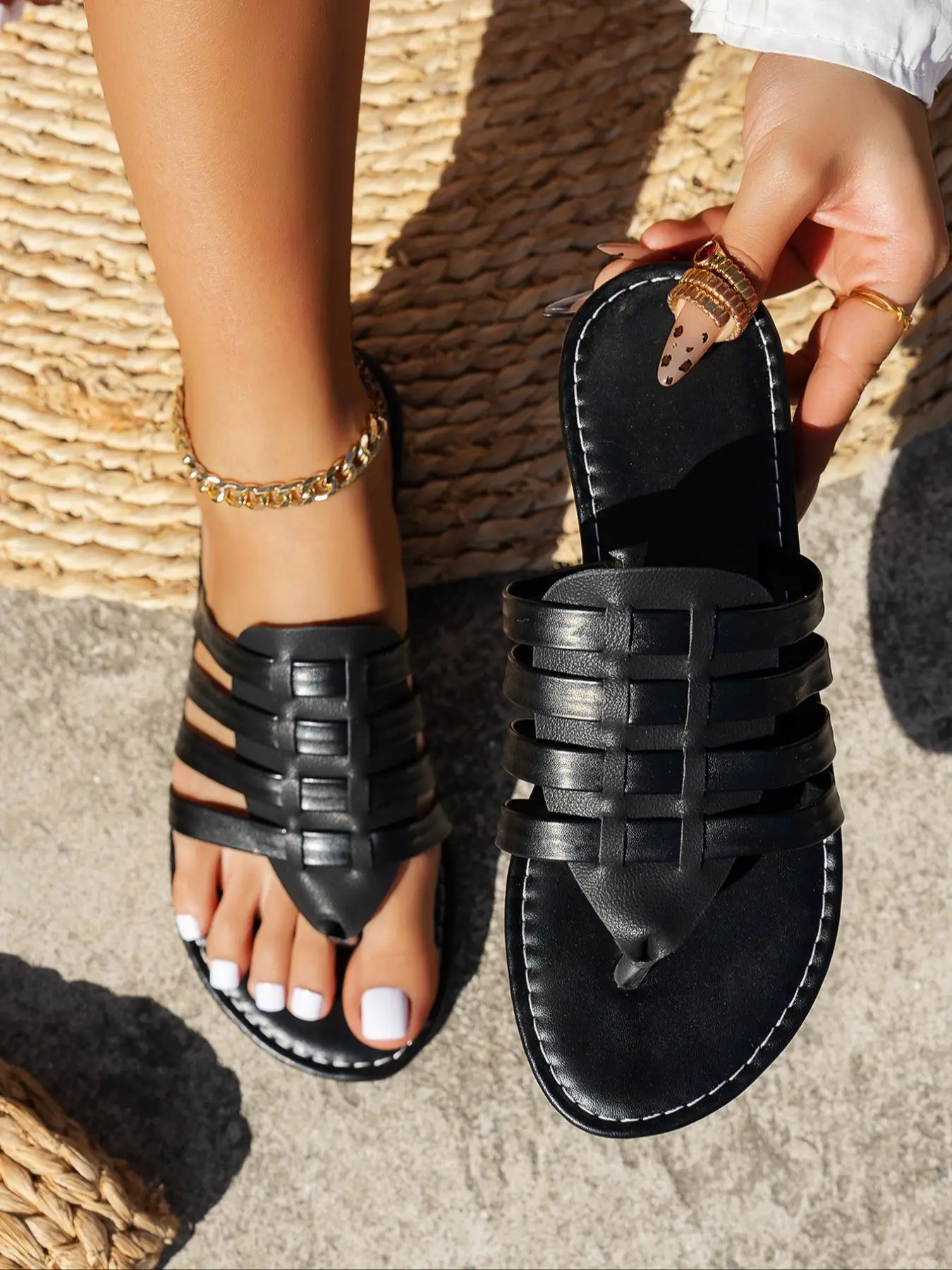 Women's Fashionable Plain Color PU Leather Flip Sandal, Casual Comfortable Slide Sandals for Summer, Toe Sandals, Flat Sandal Shoes, Lightweight Slipp