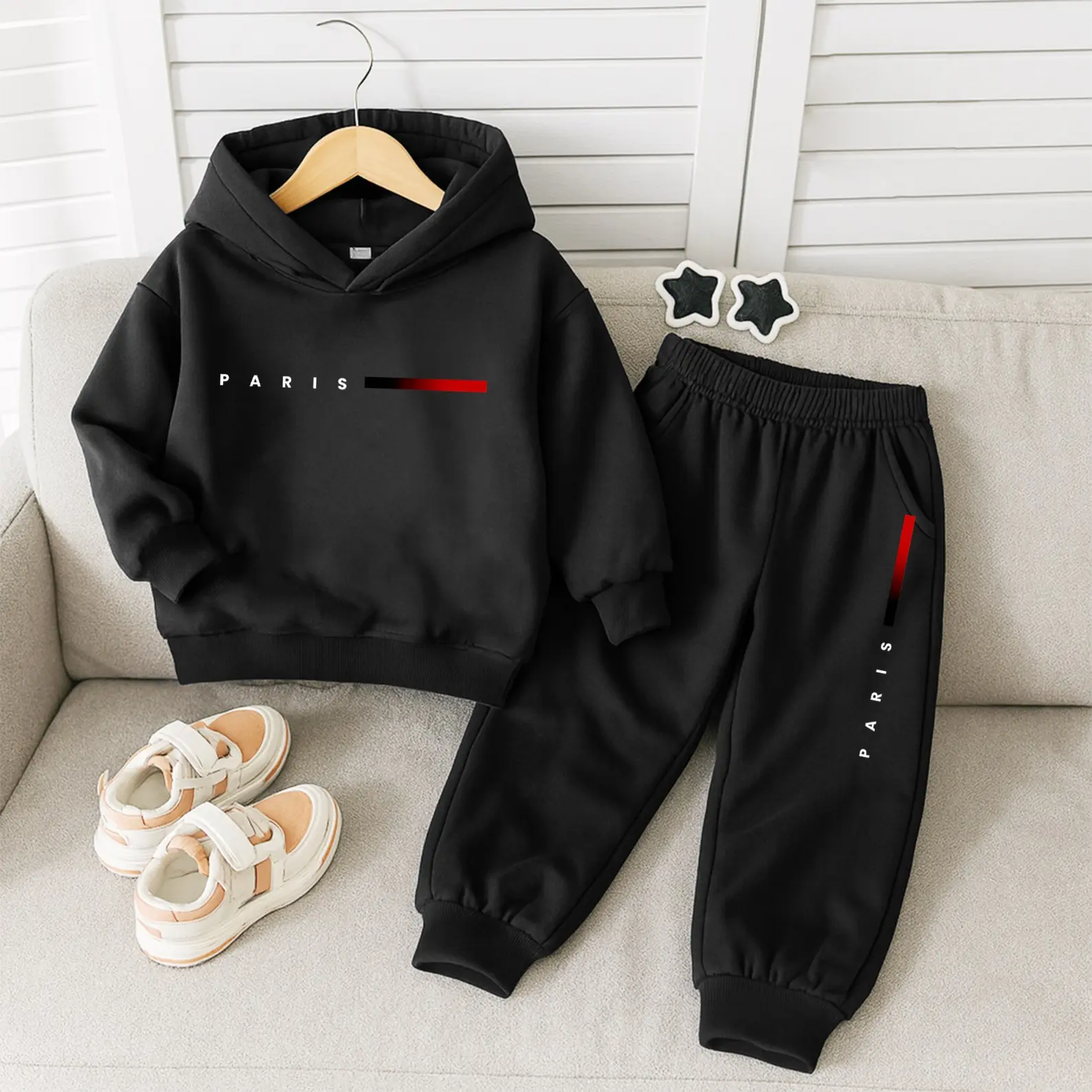 Kids' Sporty Chic Fleece Hoodie Set, 2-Piece Unisex Wear with Paris Graphic Print and Tapered Joggers, Fitted Set, Long Sleeve, Thick Fleece