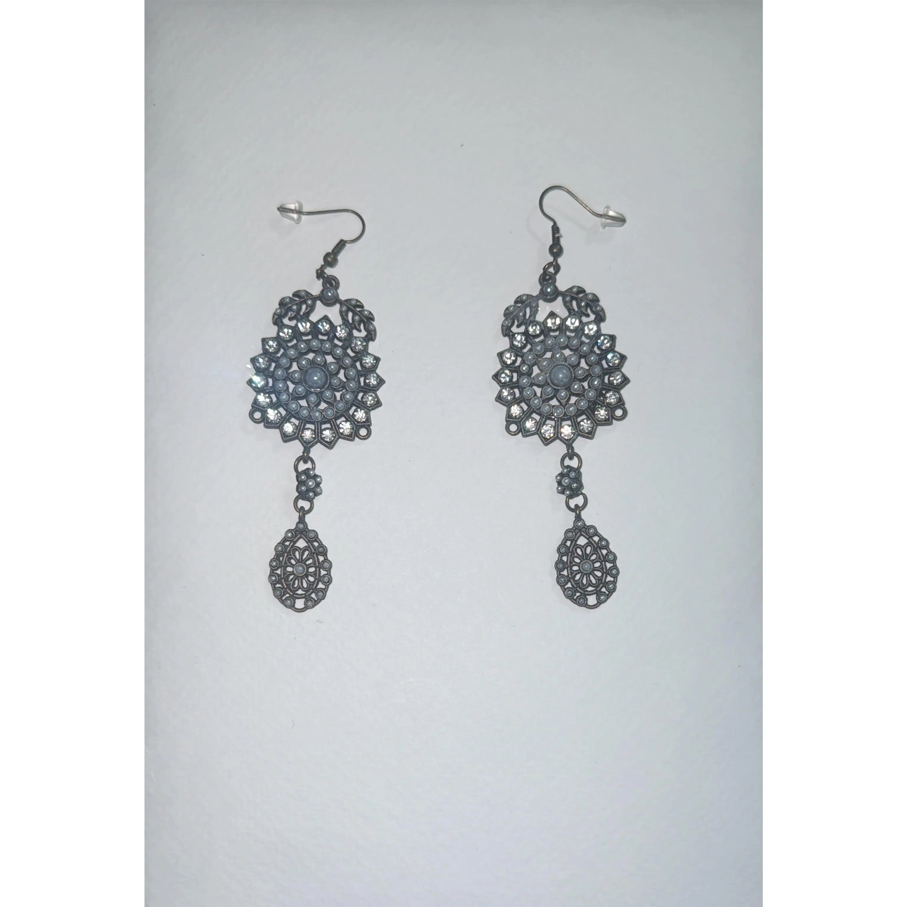 Vintage Upcycled Earrings – One‑of‑a‑Kind sustainable style