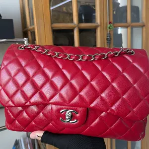 Pre-owned CHANEL vintage Jumbo red