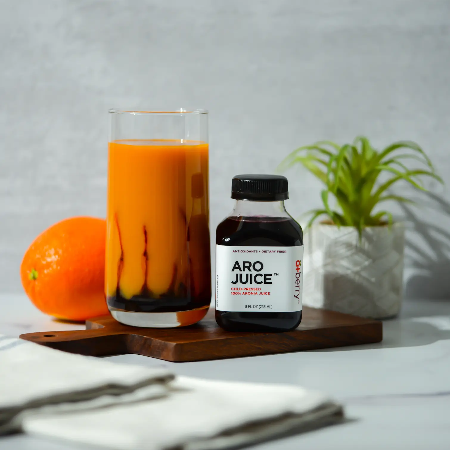 AroJuice (A+ Member) - Premium Antioxidant-Rich Juice with Natural Fiber from US Midwest Berries, NFC & HPP Processing, Vegan-Friendly, No Added Sugar, 8 oz Bottle