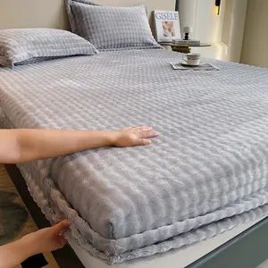 1pc Ultra Soft Faux Rabbit Fur Plush Bed Cover – Elastic Fitted & Machine Washable, Warm Light Beige, Skin-Friendly, Non-Shedding & No Fading, Perfect for Bedroom & Guest Room Comfort, Fluffy Cozy Bedding, Durable Luxury Home Décor for Comfort Seekers