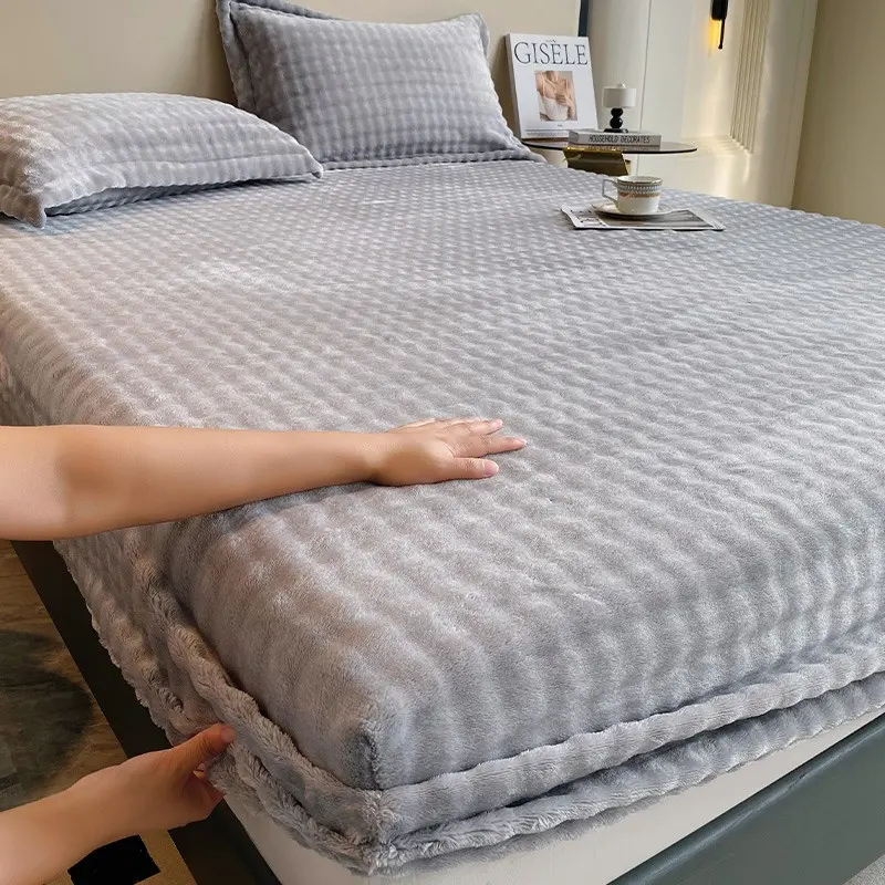 1pc Ultra Soft Faux Rabbit Fur Plush Bed Cover, Elastic Fitted & Machine Washable, Beige, Skin-Friendly, Non-Shedding & No Fading, Perfect for Bedroom & Guest Room Comfort, Soft Comfy Bedding, Home Décor, Soft Warm Bedding