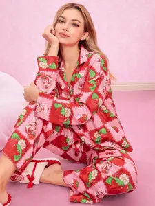 Strawberry Shortcake Women's 2-Piece Matching Pajama Loungewear Set - Long Sleeve Top with Strawberry & Cartoon Figure Graphic, Elastic-Fit Fabric Pants, Cute Feminine Everyday Sleepwear for Fall Winter, Pajama Set, Comfortable