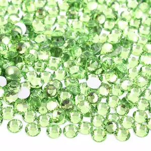 Light Peridot Glass Rhinestones