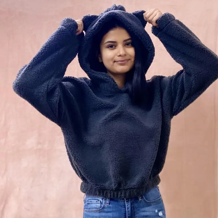 CUDDLED UP BEAR HOODIE (Charcoal)