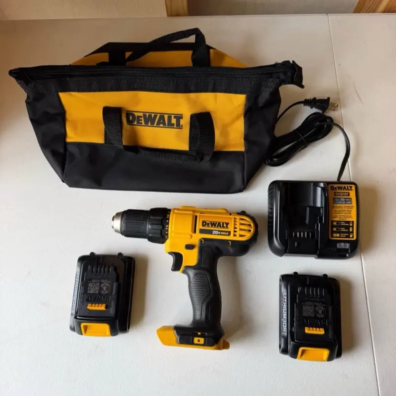 DeWalt 20V MAX Compact Drill / Driver Kit DCD771C2 DeWalt 20V MAX Compact Drill / Driver Kit DCD771C2