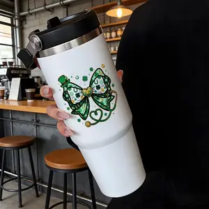 30oz Handheld Cup with Four-Leaf Clover Bow Pattern, Large Capacity Insulated Stainless Steel Mug, Ideal for Outdoor Sports and Daily Commute