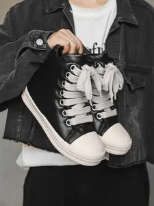 Unisex Black-White High-Top Leather Comfort Casual Sports Trainer Shoes: Daily Comfort Sports Style, Leather Upper, High-Top Support, Platform Foot Feel, Lace-Up Wear. Ideal for Commute & Light Sports