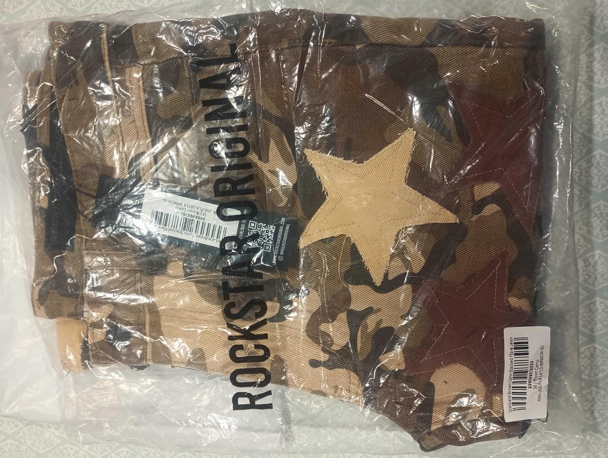 Item: Brown Camo, 36