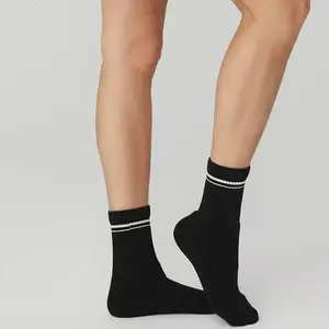 2025 Autumn Winter Cotton Socks - Letter Print Yoga Running Sports Socks, Versatile Casual Fitness Socks (Individually Packaged)