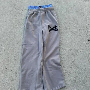 grey boxer sweats