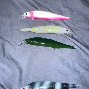 Jerkbait 1/2 ounce - Custom-made Lucky Craft Style with 3 Treble Hooks Shallow Diving Slow Sinking Fishing Accessory