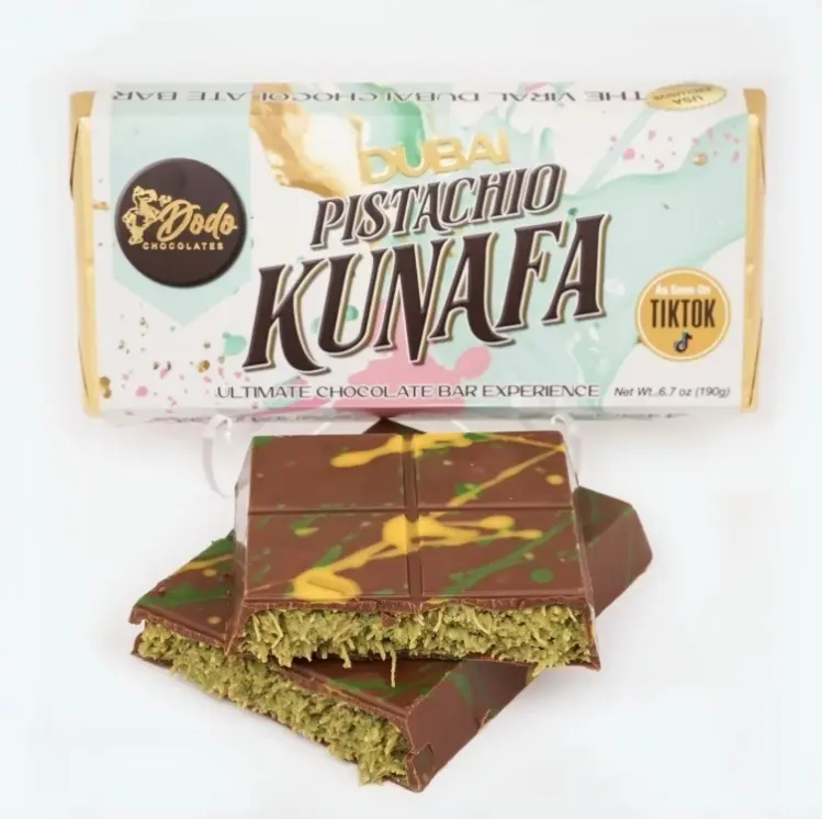 Viral Dubai Milk Chocolate Pistachio Kunafa Ultimate Chocolate Bar Experience Dessert Indulgence Snack Bonbon