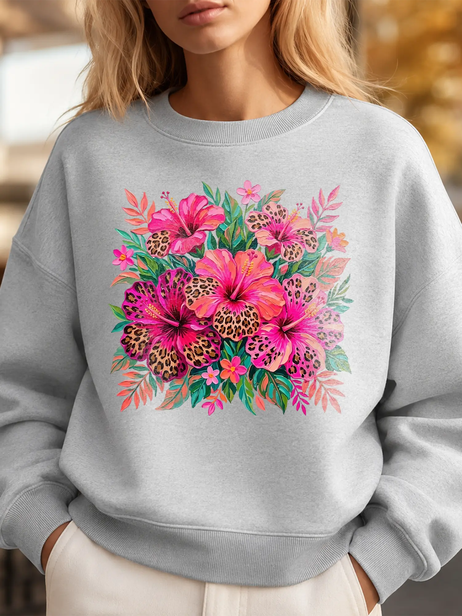Summer Leopard Hibiscus Sweatshirt Oversized Pullover Y2K Preppy Tropical Coastal Fall Season Floral Brushstroke T-Shirt White Pink Graphic Print Long Sleeve Girly Edgy Comfy Fleece Lined Hoodie