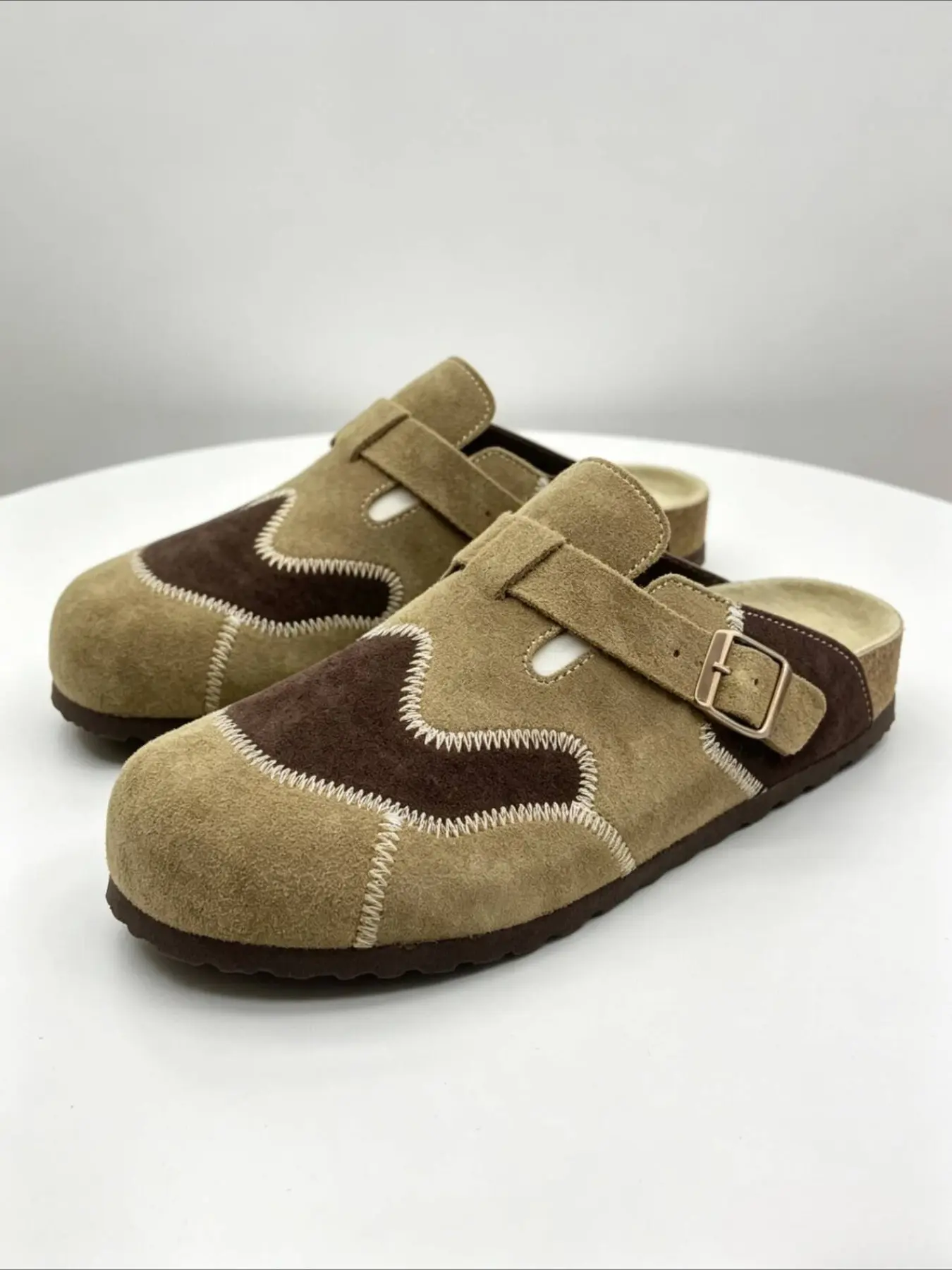 Retro fashion classic style walking shoes, outdoor fashion half slippers Casual Clogs Vintage Clogs Slip On Clog Slip On Mules men 's shoes