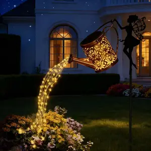 Solar Watering Can Light Garden Decorations Outdoor Weatherproof Shower Lights Retro Metal Lantern Hanging Fairy Lamp Art Decorative Lamp for Gifts for Mom Grandma Women Birthday