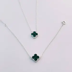 925 Silver—Elegant Clover Necklace in Sterling Silver – Timeless Beauty & Sophistication.