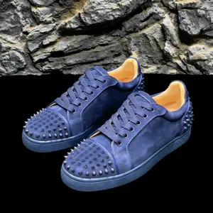 New style rivet shoes, trendy lace-up low-top canvas sneakers, large size, versatile and blue color.