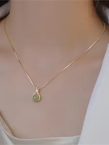 Vintage Faux Jade Fortune Bag Pendant Stainless Steel Necklace, Simple Elegance Women's Daily Wear Versatile Gift Jewelry Pendant Design