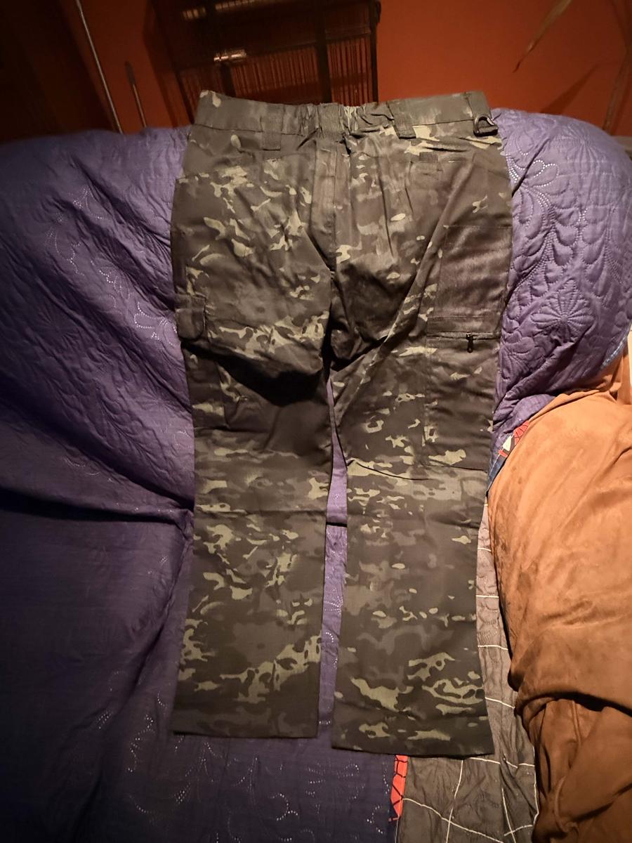 Item: MICAI+MICAI, 32